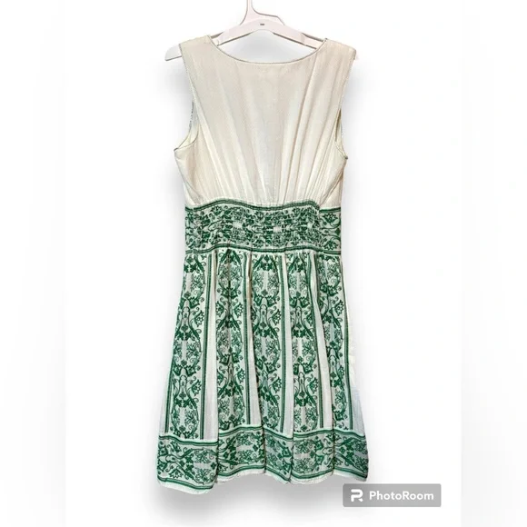 Studio Max midi dress. white with green embroidered fabric details - Picture 2 of 4